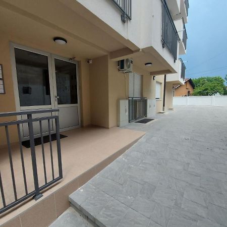 Ekskluziv Apartmani Paraćin Esterno foto