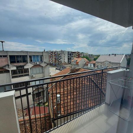 Ekskluziv Apartmani Paraćin Esterno foto