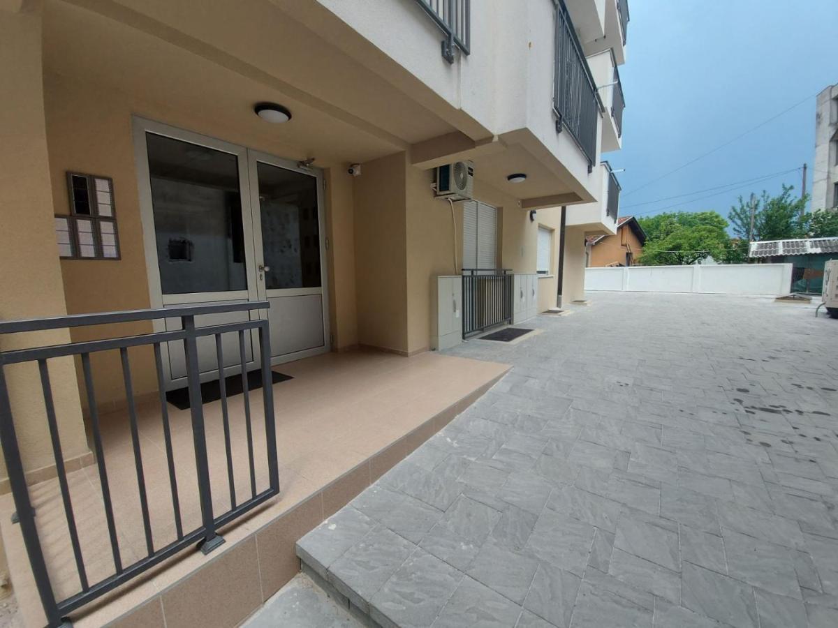 Ekskluziv Apartmani Paraćin Esterno foto