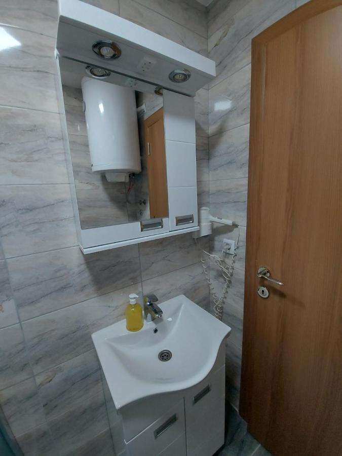 Ekskluziv Apartmani Paraćin Esterno foto